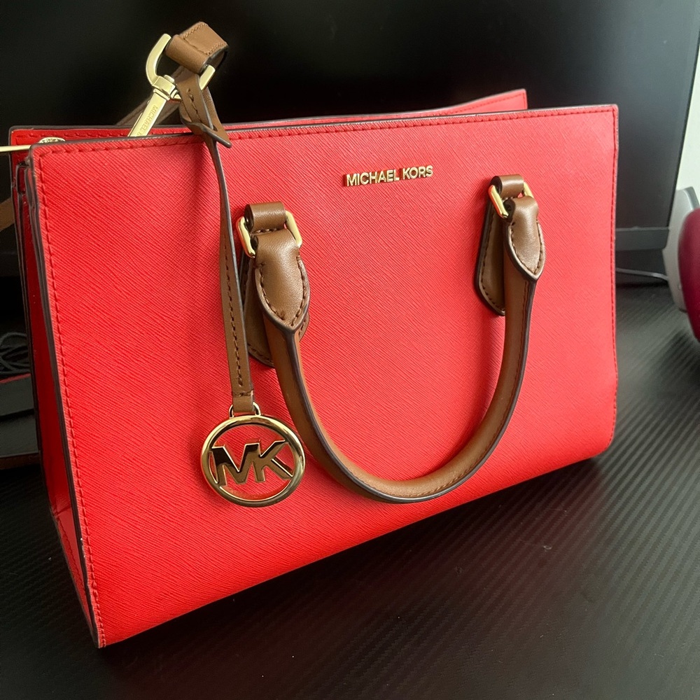 SHEILA MEDIUM TWO-TONE FAUX SAFFIANO LEATHER SATCHEL